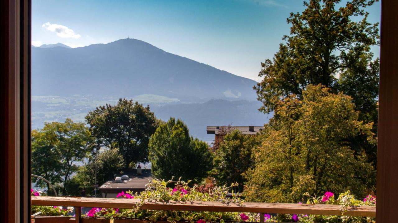 Cafe Pension Alpina Инсбрук Экстерьер фото