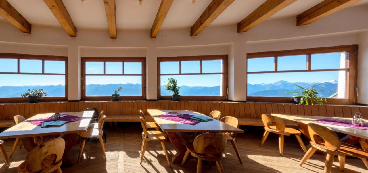 Cafe Pension Alpina Инсбрук Экстерьер фото